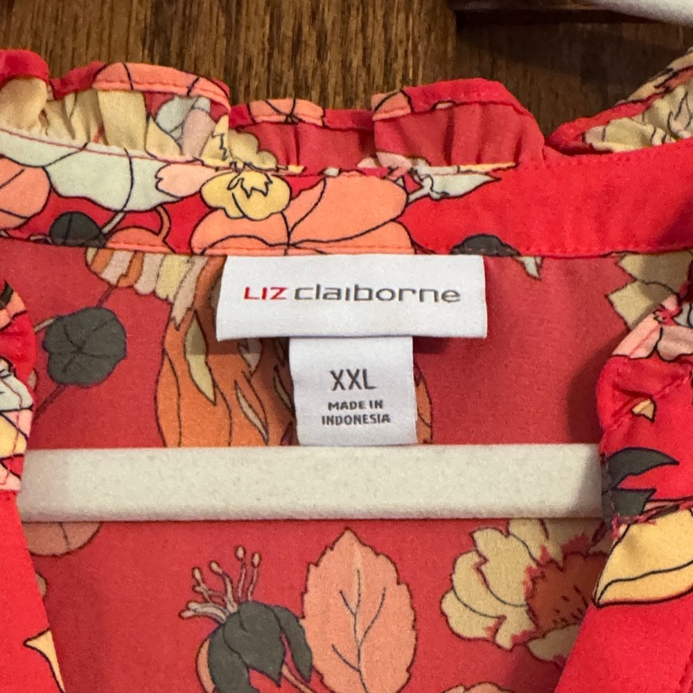 Floral Ruffle Sleeve Top - Picture 2 of 3
